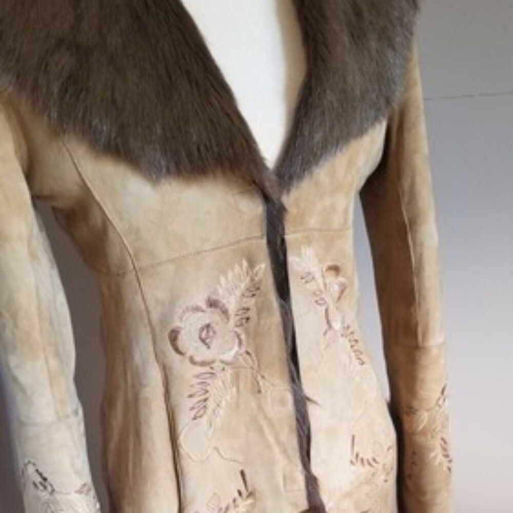 NWOT Embroidered Shearing Afghan Penny lane 100% GOAT SKIN Arden B. Women coat M